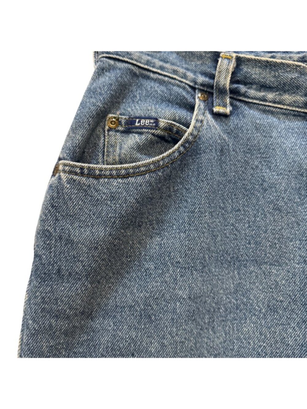 Vintage 1980s Lee Mom Jeans Size 12 High Waisted V -Shaped Yoke Tapered Leg - Picture 5 of 10